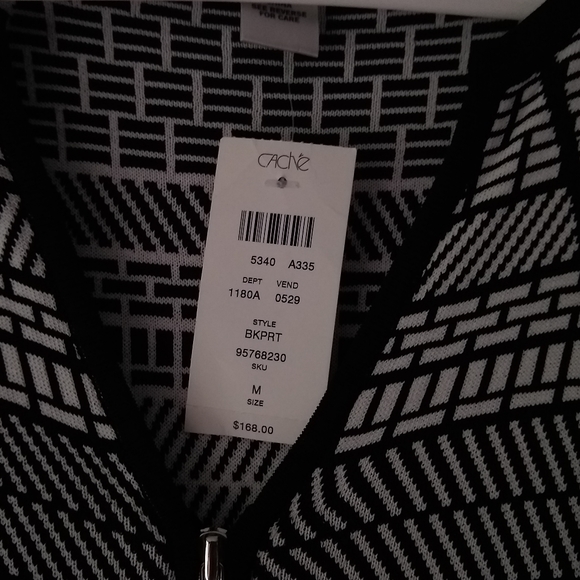 NEW Cache Cap Sleeve V-Neck Zip Front Sheath Dress Black & White Print Medium - Picture 12 of 15